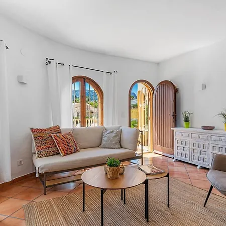 Elice - Plusholidays * Calpe
