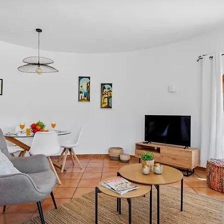 Elice - Plusholidays Villa Calpe