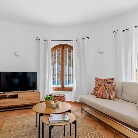 Elice - Plusholidays * Calpe
