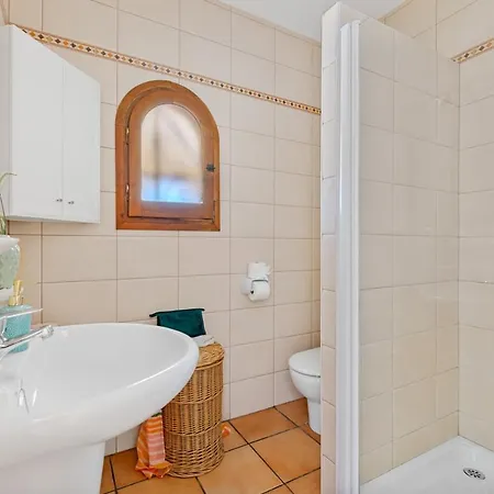Villa Elice - Plusholidays *